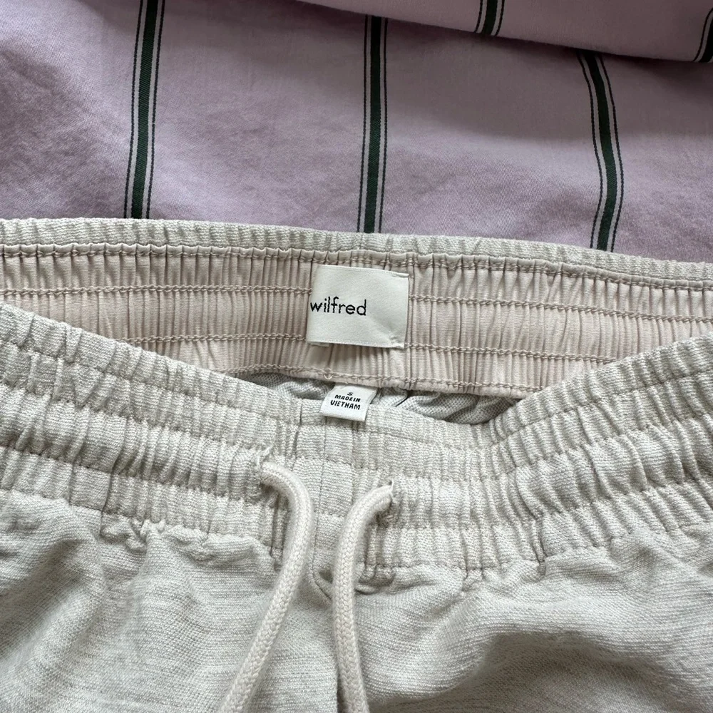 Lodge aritzia Cream Trousers - Picture 2 of 5